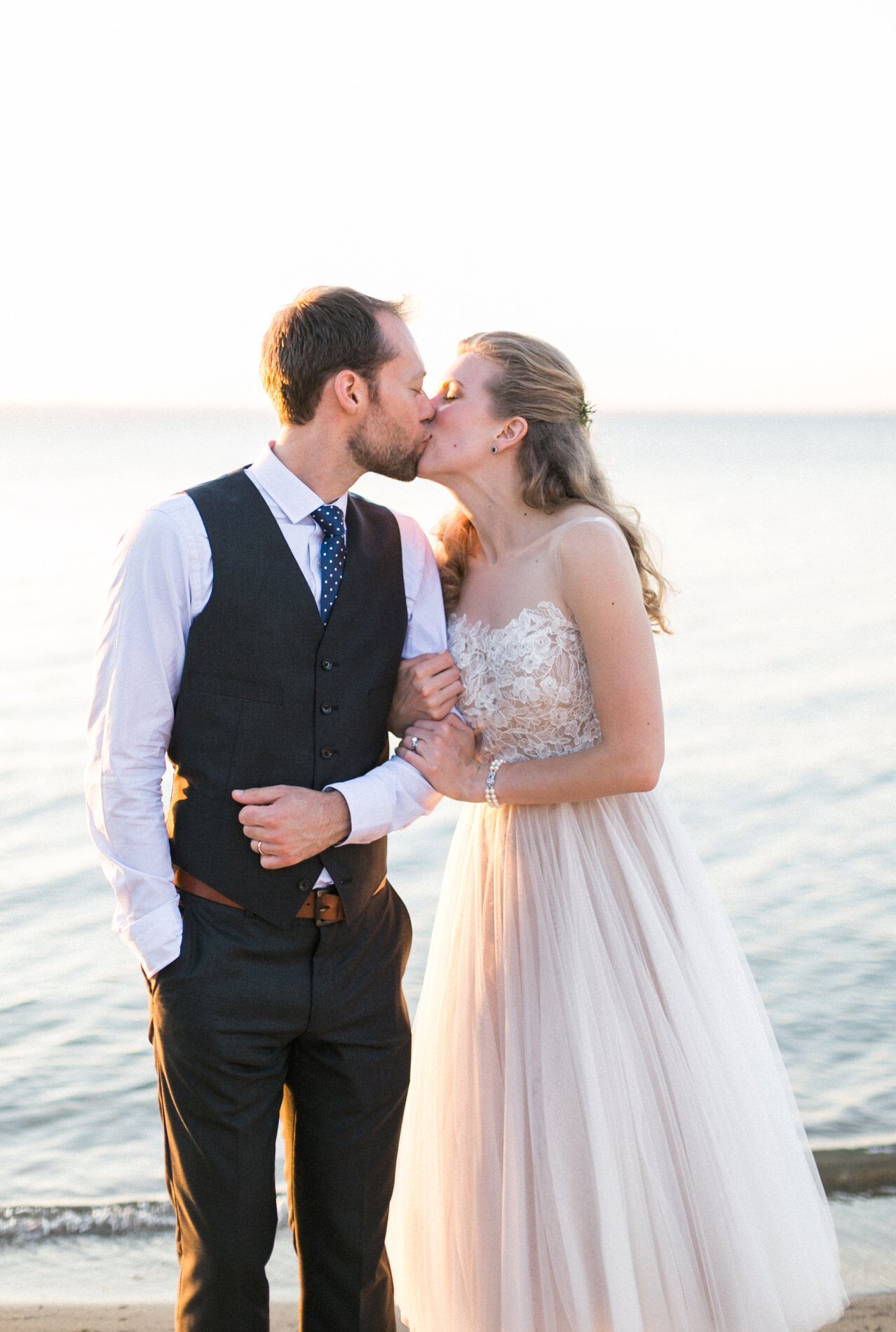 Bride & Groom Sunset Portraits | The Weber Photographers | Associate Photographer Chelsey