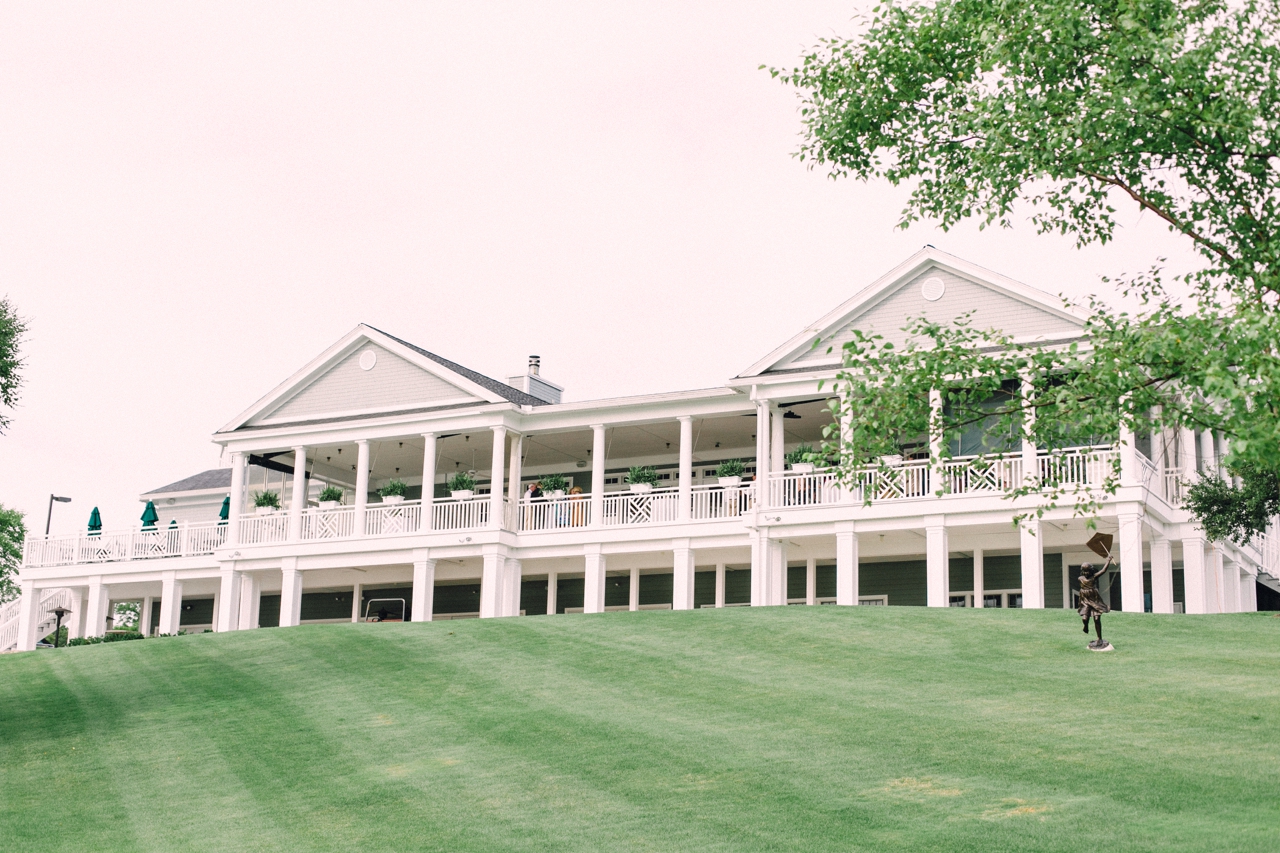 Walloon Lake Country Club | Petoskey Michigan Wedding Photography | The Weber Photographers | Associate Photographer Chelsey