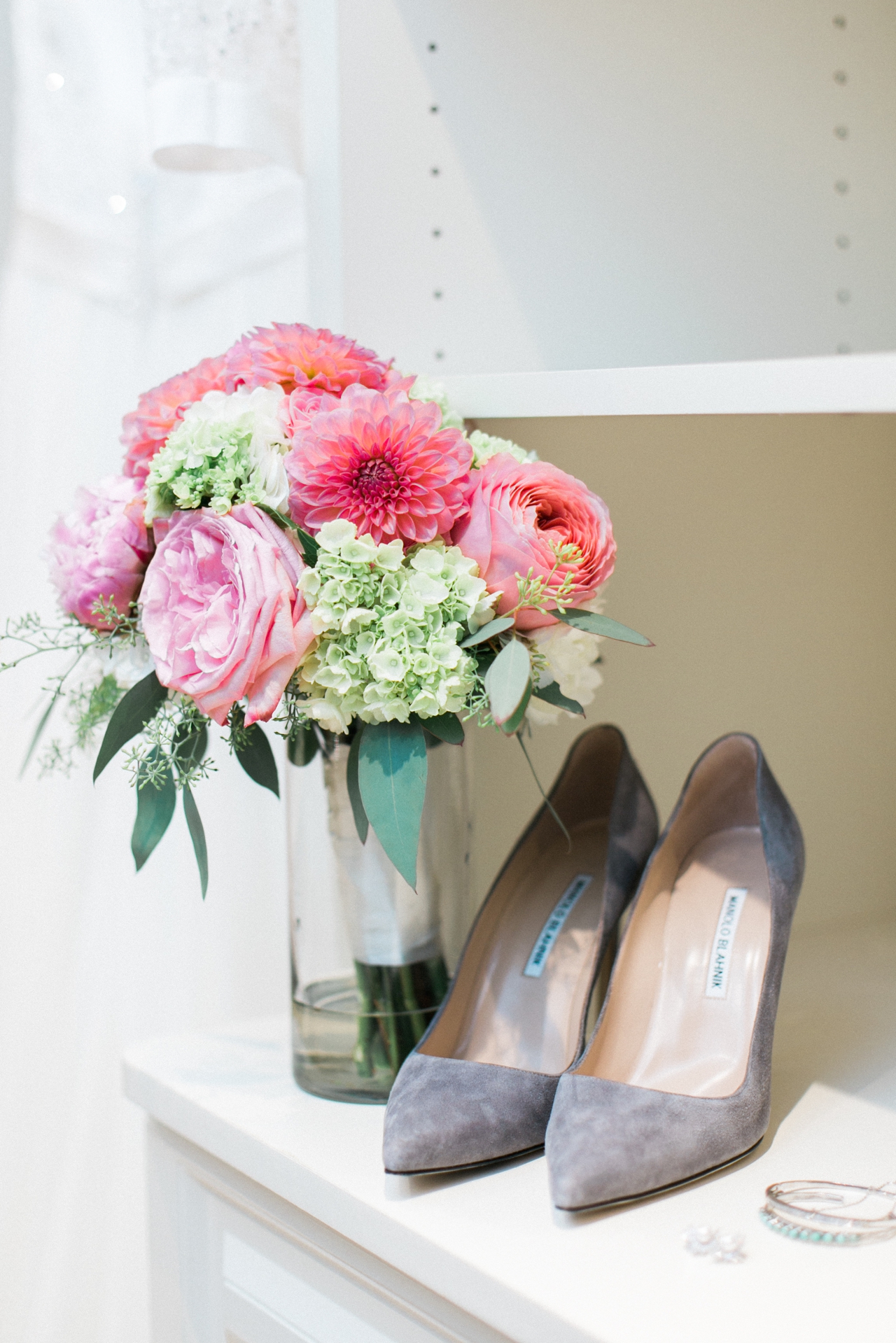Thyme Hill Designs | Manolo Blahnik | Charlevoix Wedding Photographer | The Weber Photographers | Associate Photographer Chelsey Granger