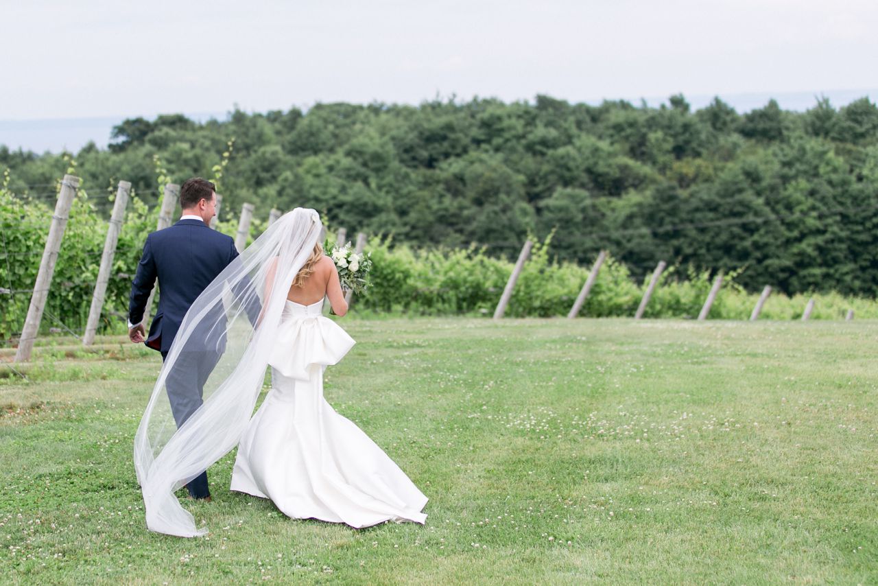 Vineyard Wedding | The Weber Photographers