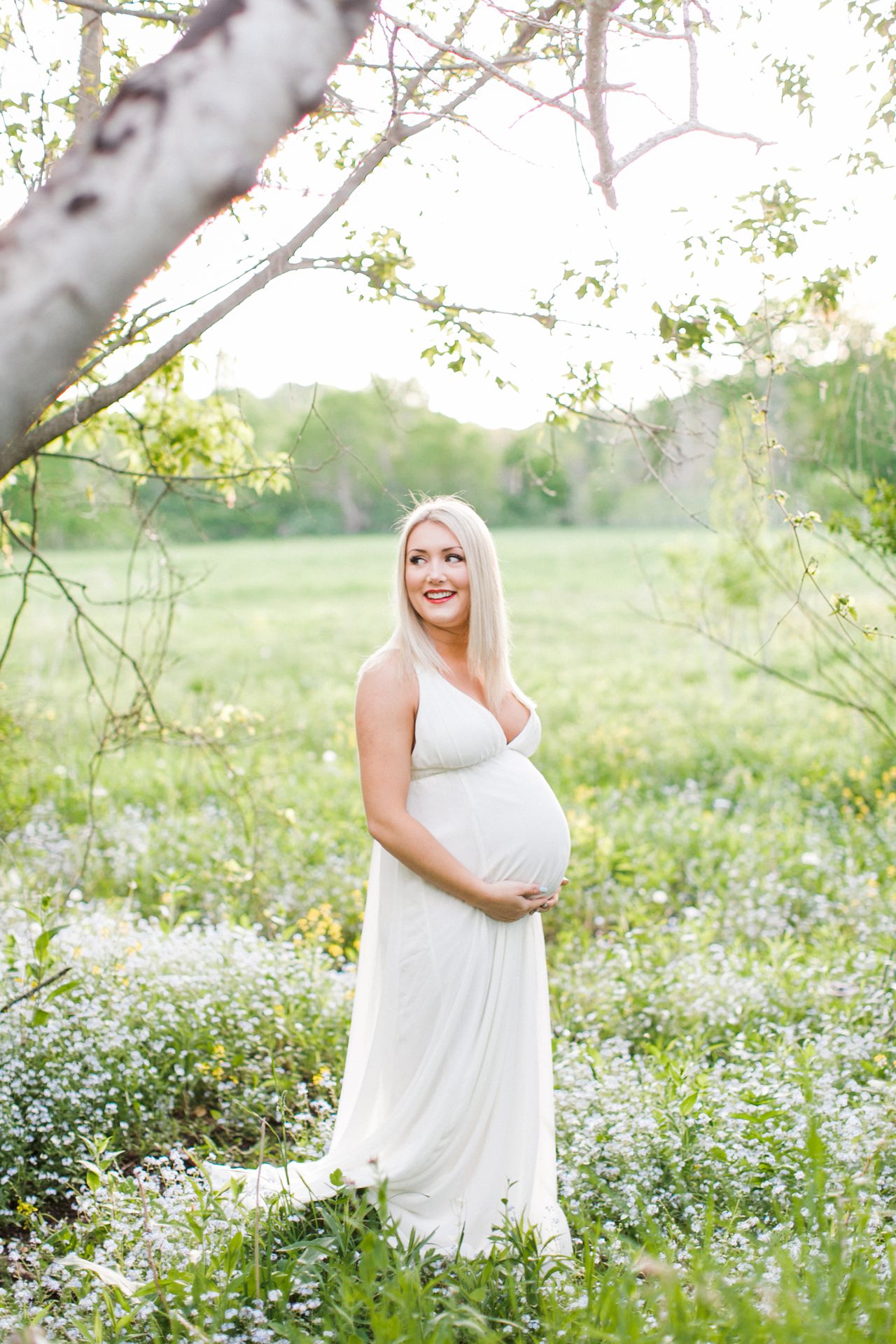 Hickory Meadows Maternity Session | The Weber Photographers 