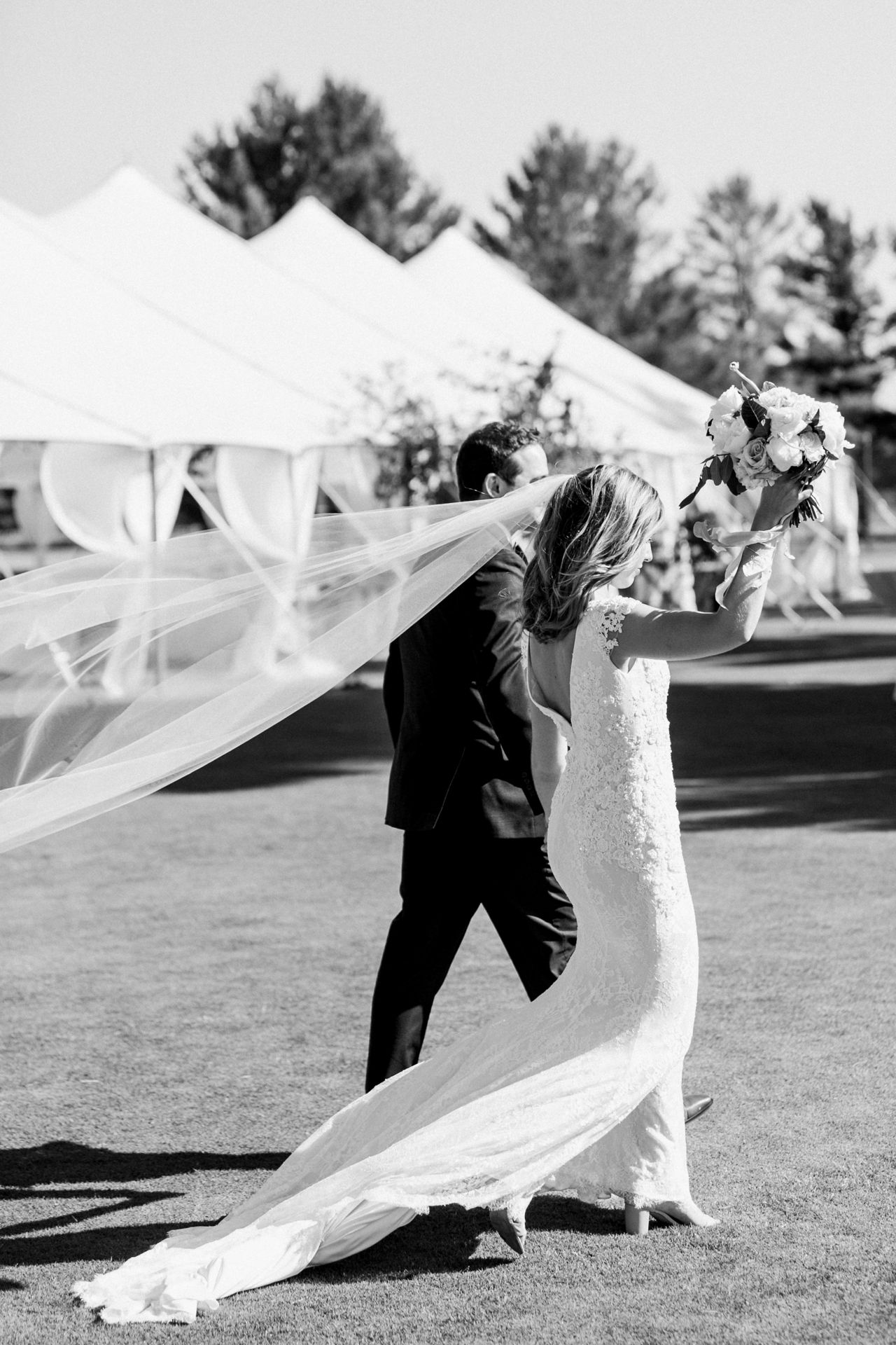 Summer Lakeside Wedding | The Weber Photographers