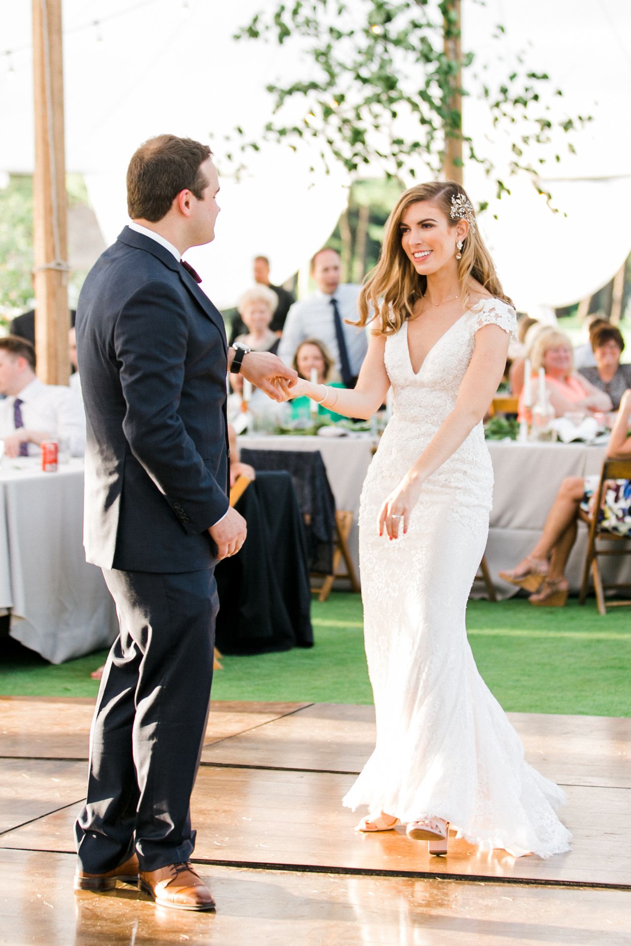 Deer Lake Wedding First Dance | The Weber Photographers