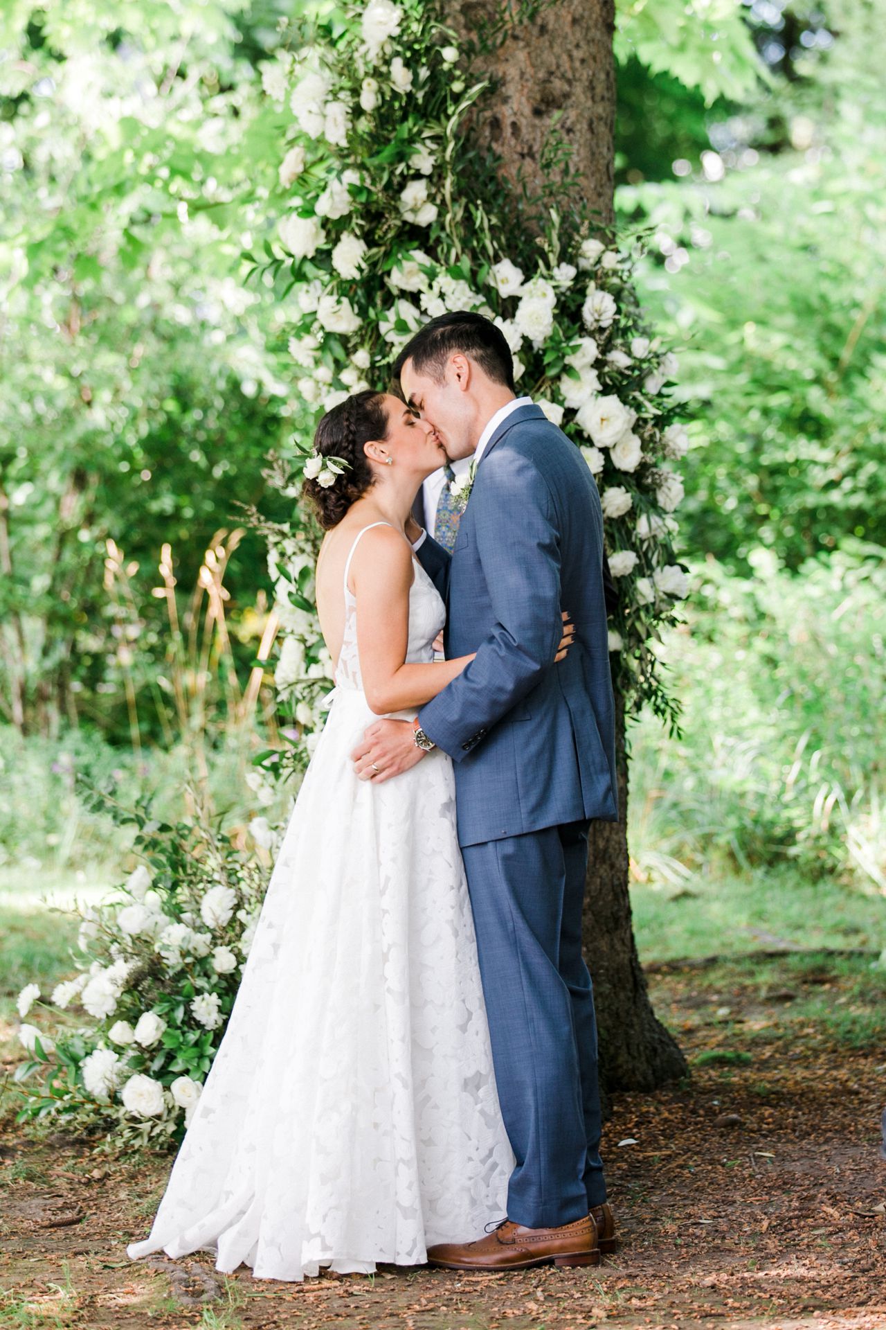 Dreamy Woodland Michigan Wedding | The Weber Photographers