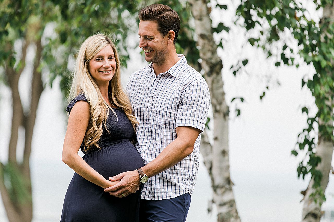 Maternity photos with a couple on the Old Mission Peninsula in Michigan