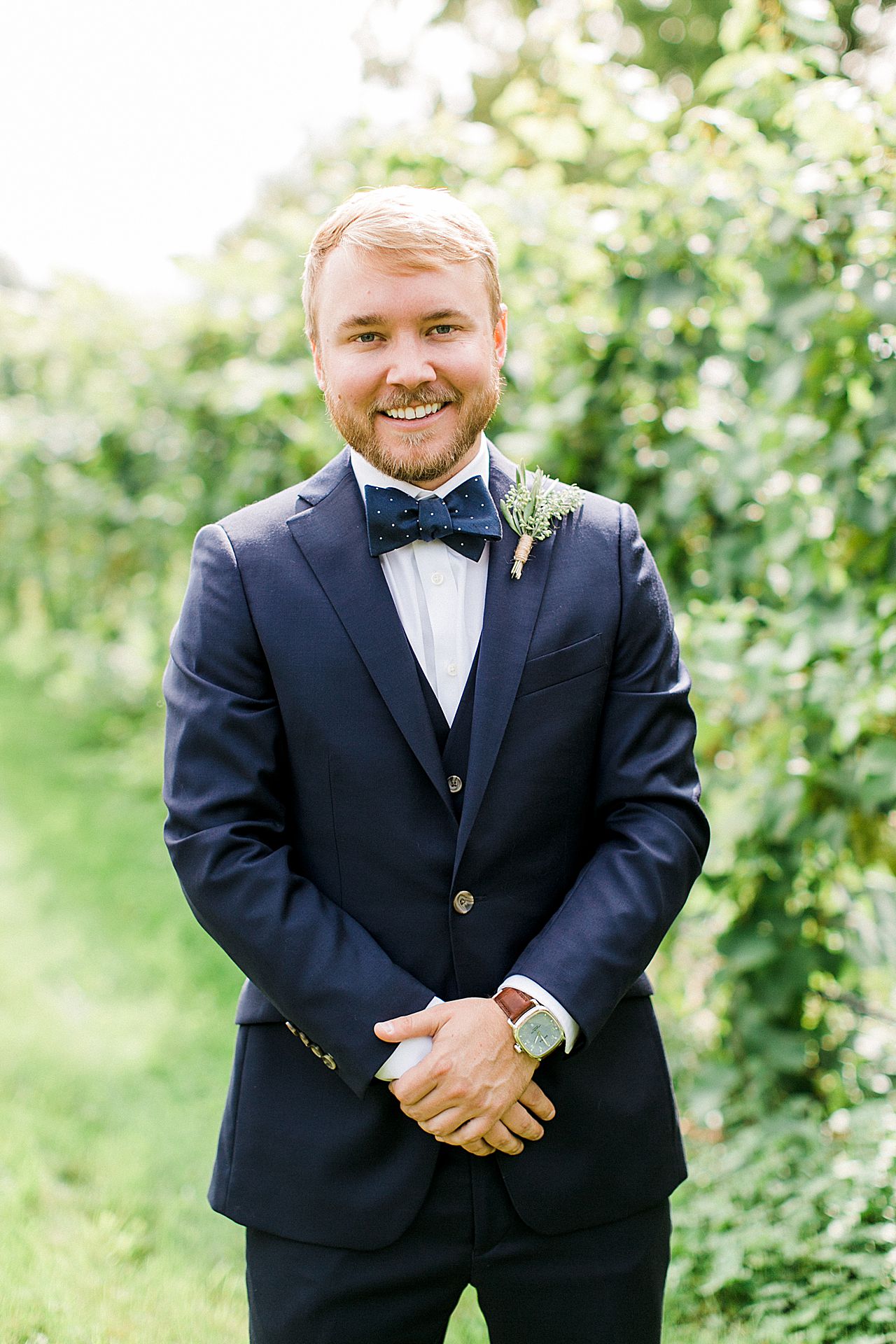 Groom portraits at Aurora Cellars in Michigan